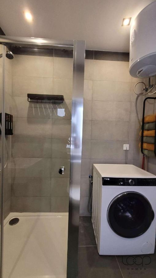 Modern - 50 M From Sea - Free Wi-Fi - Super Cool - Terrace - Fully Air-Conditioned Сент-Полс-Бей Экстерьер фото